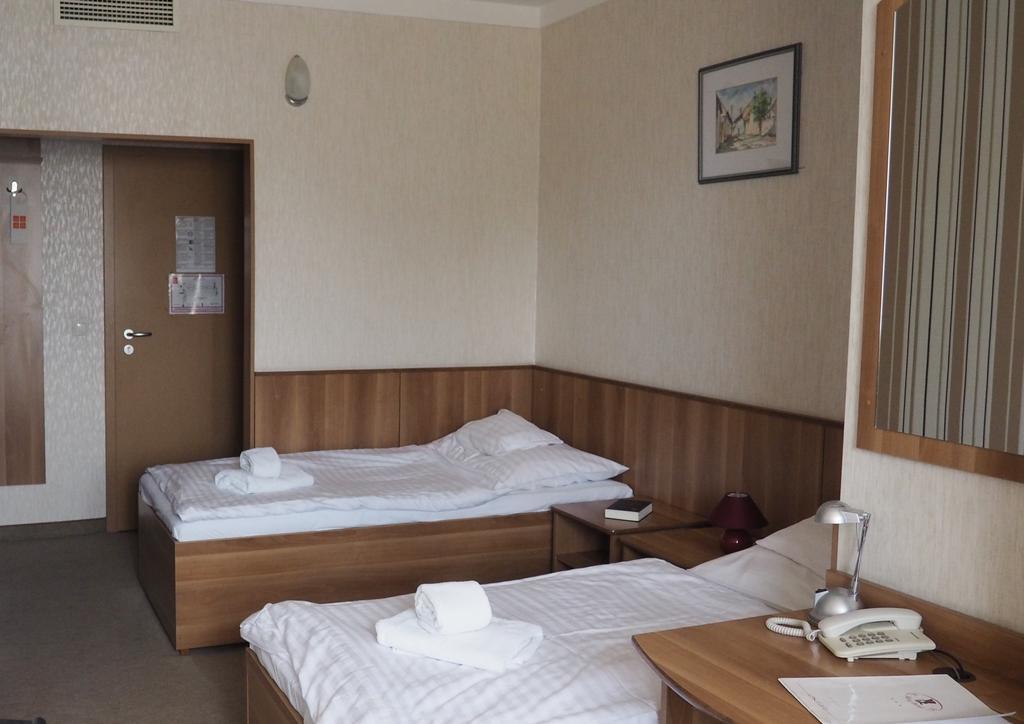 Hary Hotel Κεσκεμέτ Δωμάτιο φωτογραφία
