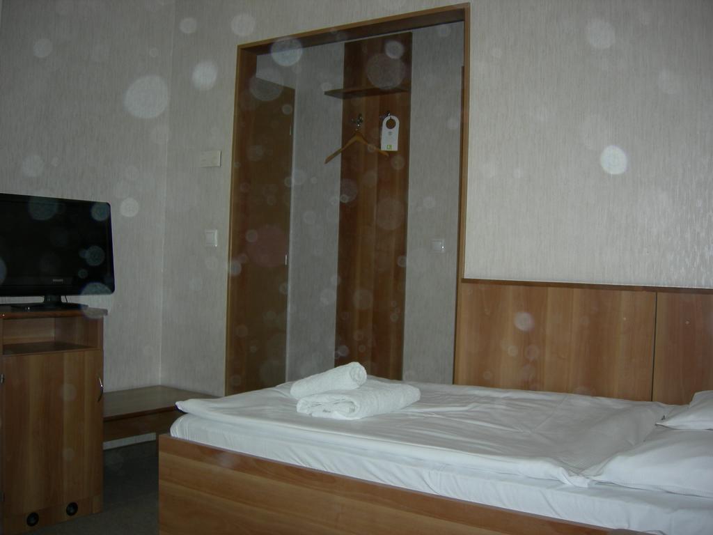 Hary Hotel Κεσκεμέτ Δωμάτιο φωτογραφία